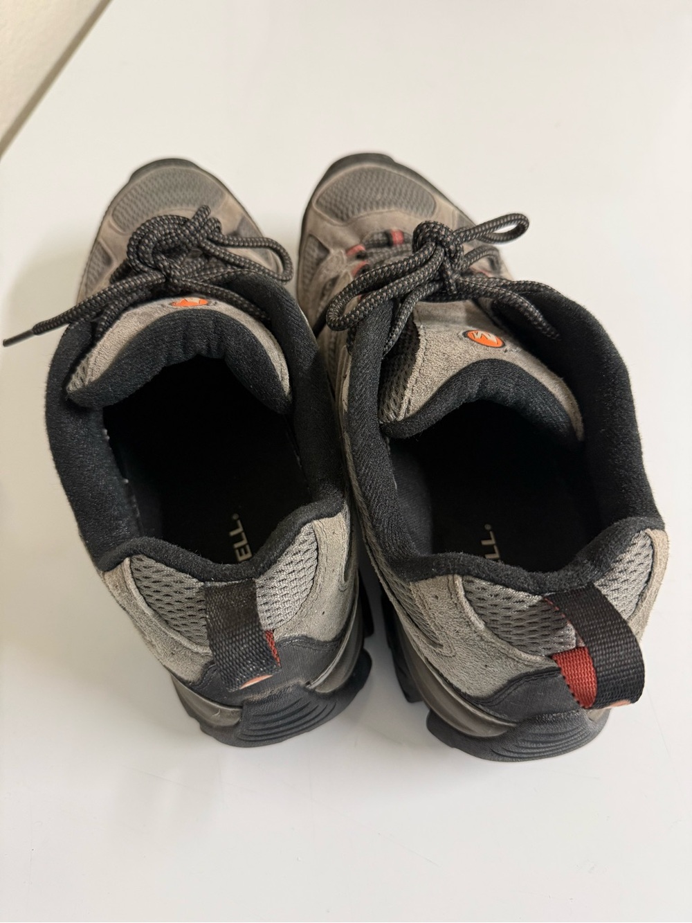 Merrell Men's Gray and Black Trail Sneakers with Red Accents - Picture 2 of 10